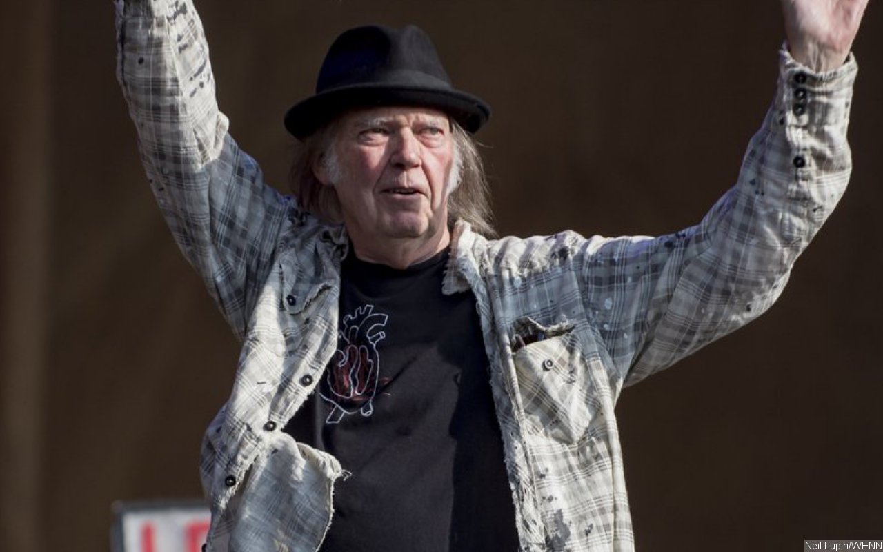 Neil Young to Release New Album 'Toast' This Summer