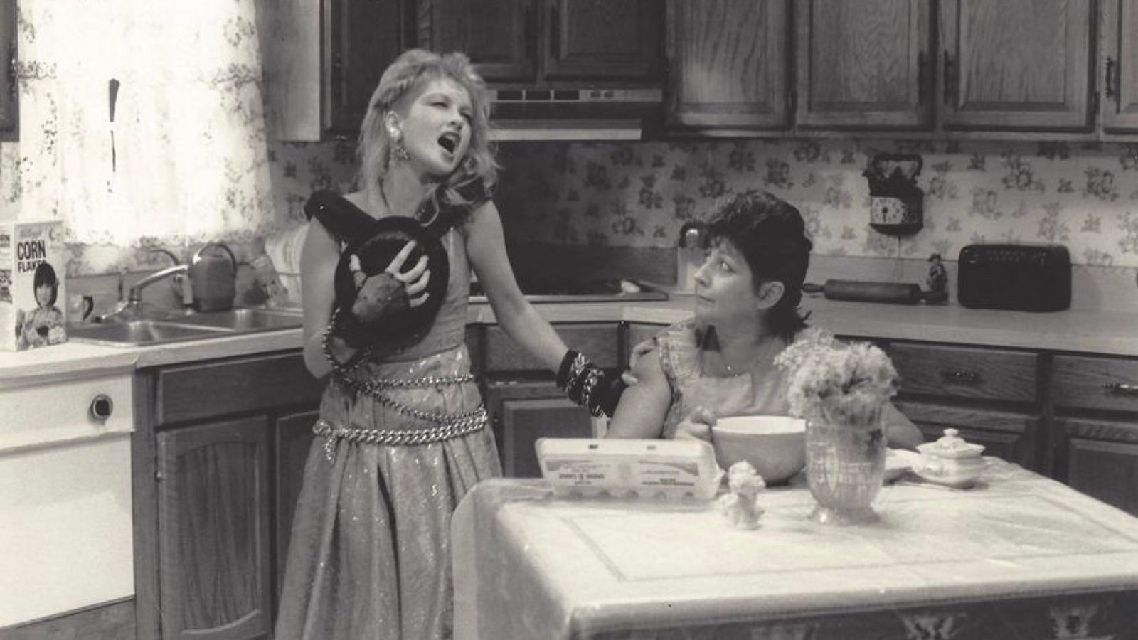 Cyndi Lauper Posts Heartfelt Tribute as She Announces 'Beautiful' Mom