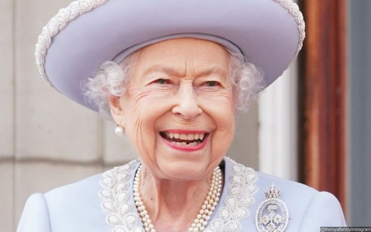 The Queen Elizabeth II Pulls Out of Jubilee Ceremony After Feeling 'Discomfort'