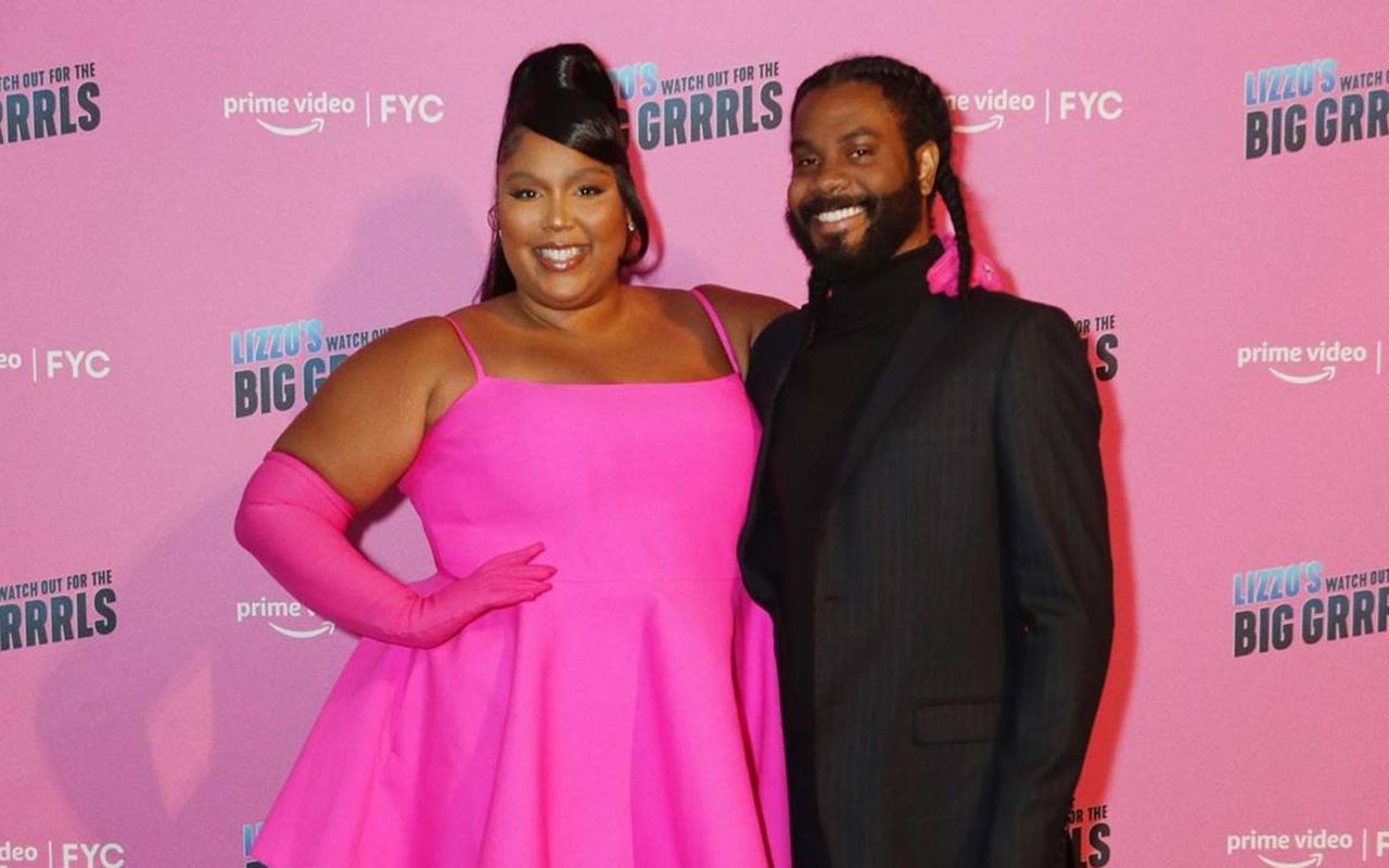 Lizzo All Smiles When Making Red Carpet Debut as Couple With BF Myke Wright