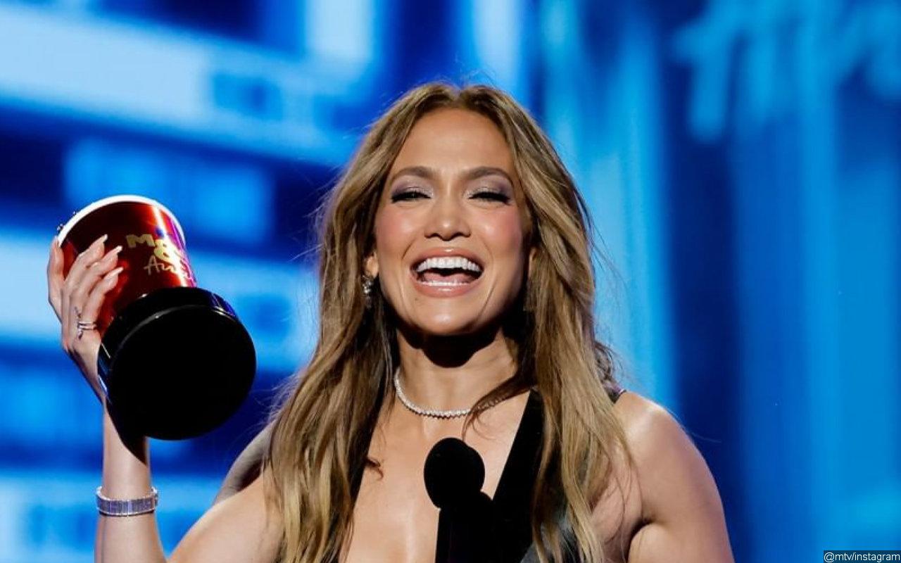 Jennifer Lopez Gets Emotional After Receiving Generation Award at the MTV Movie and TV Awards