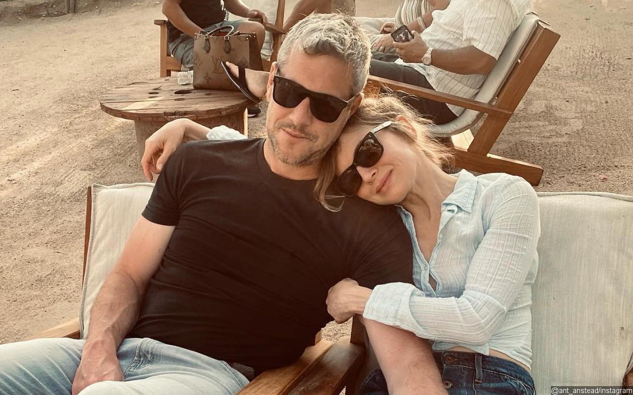 Ant Anstead Enjoys Beach Date With Pure Class Renee Zellweger