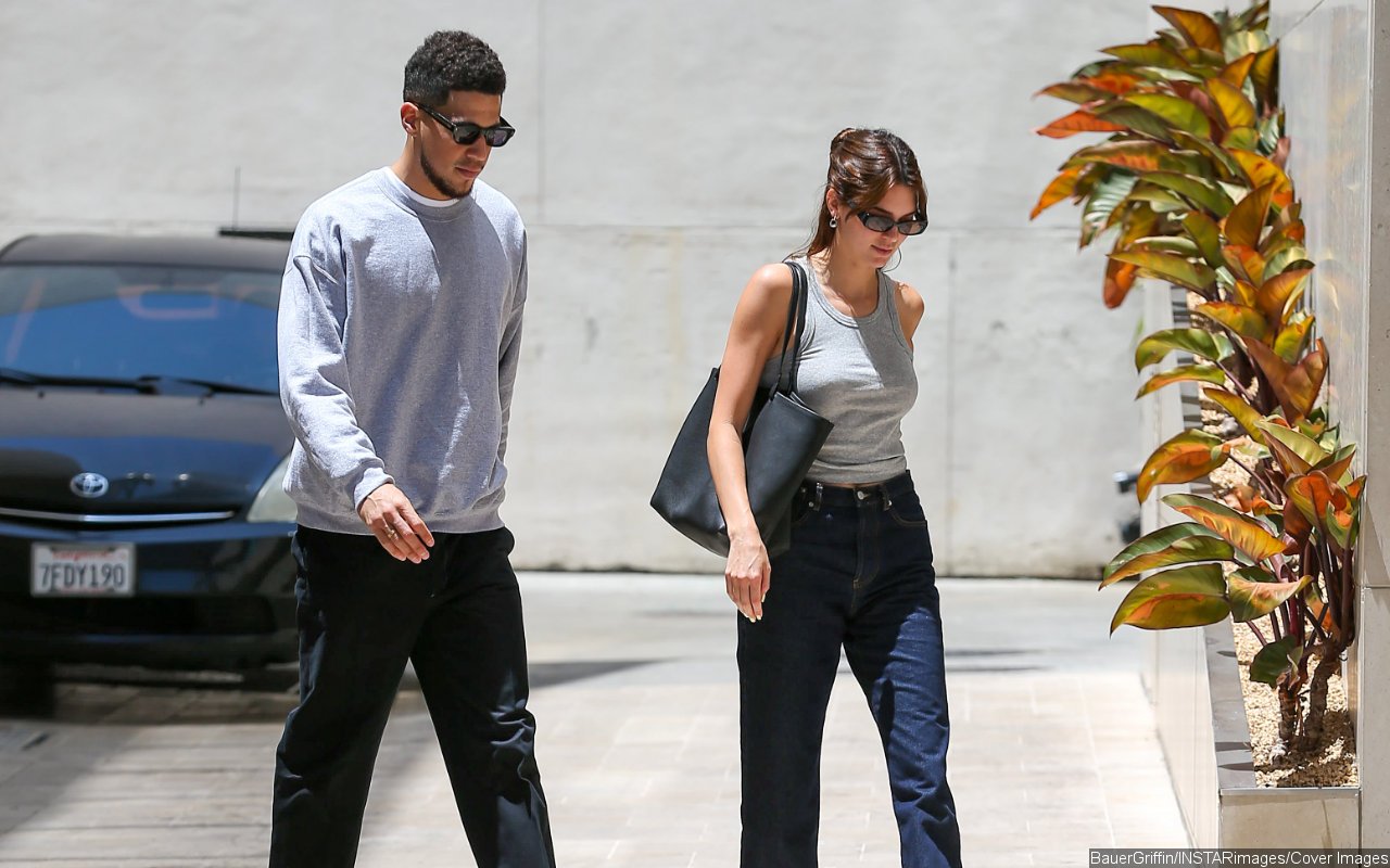 Kendall Jenner Seemingly Debunks Devin Booker Split Rumors With This Photo