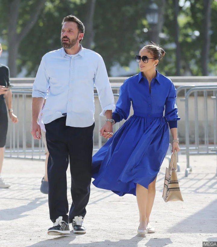 Ben Affleck and Jennifer Lopez at Louvre Museum in Paris