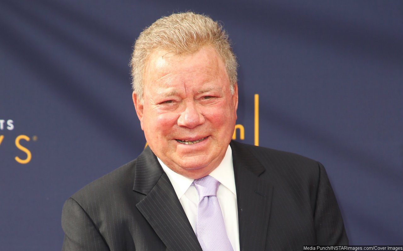 William Shatner Thanks B and T Fruit Stand Owner for Returning His Lost