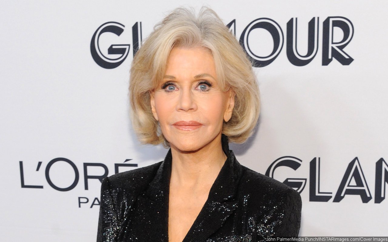Jane Fonda Stops Having Cosmetic Surgery Because She Doesn't Want to 'Look Distorted'