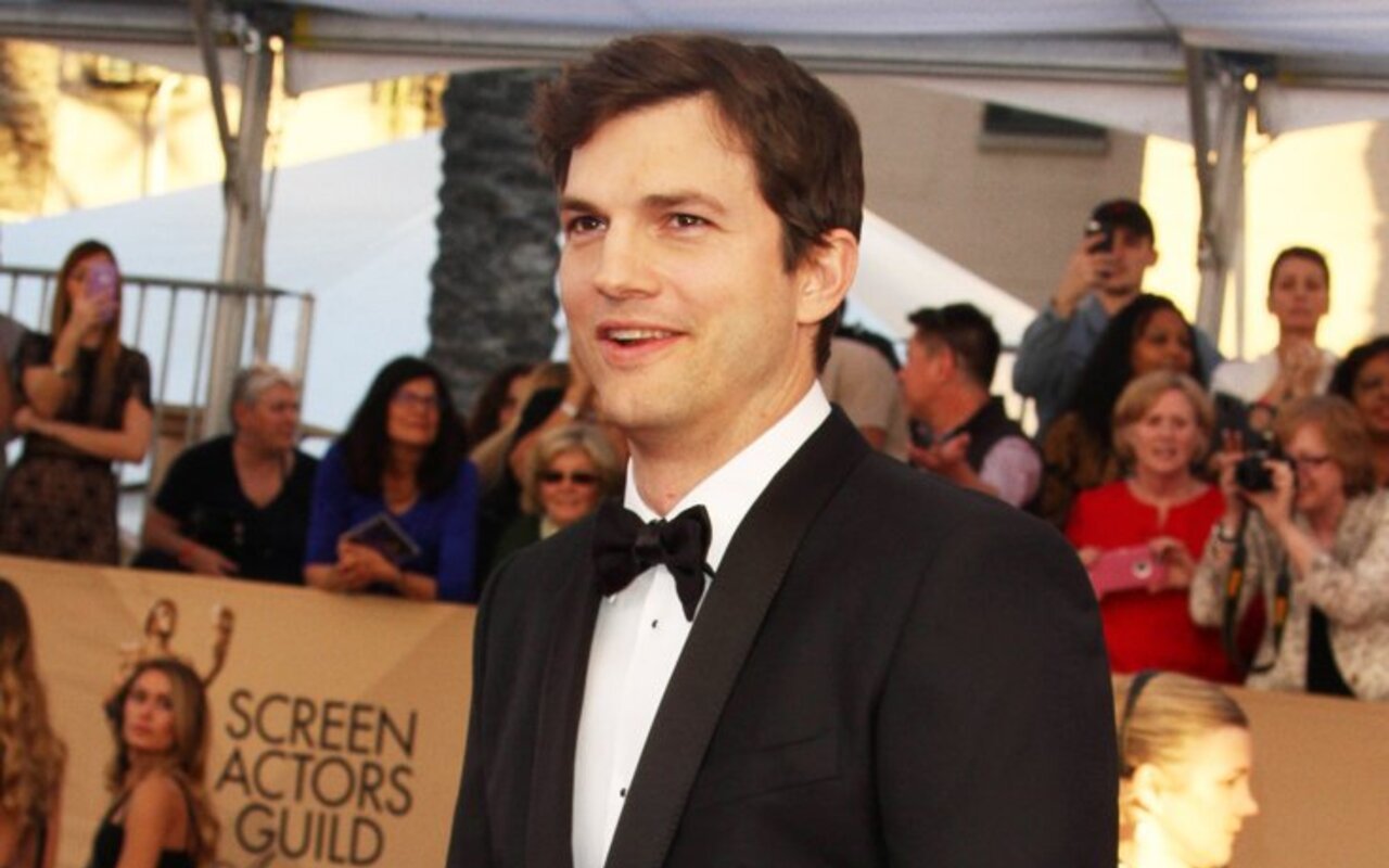 Ashton Kutcher's Nipples Bleeding During Marathon Training - Vimarsana News