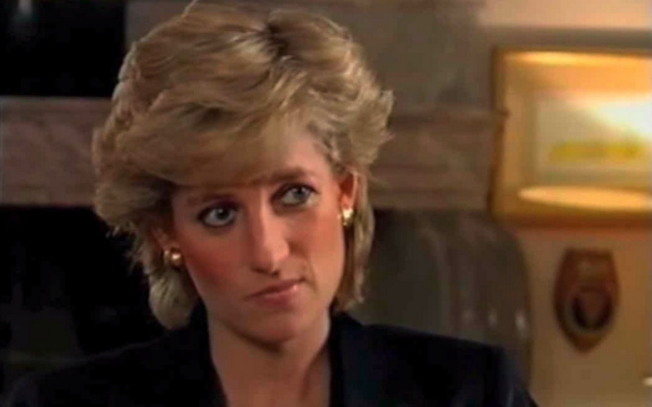 Ex-Bodyguard: Princess Diana Would Still Be Alive If She Had Been Wearing Seatbelt