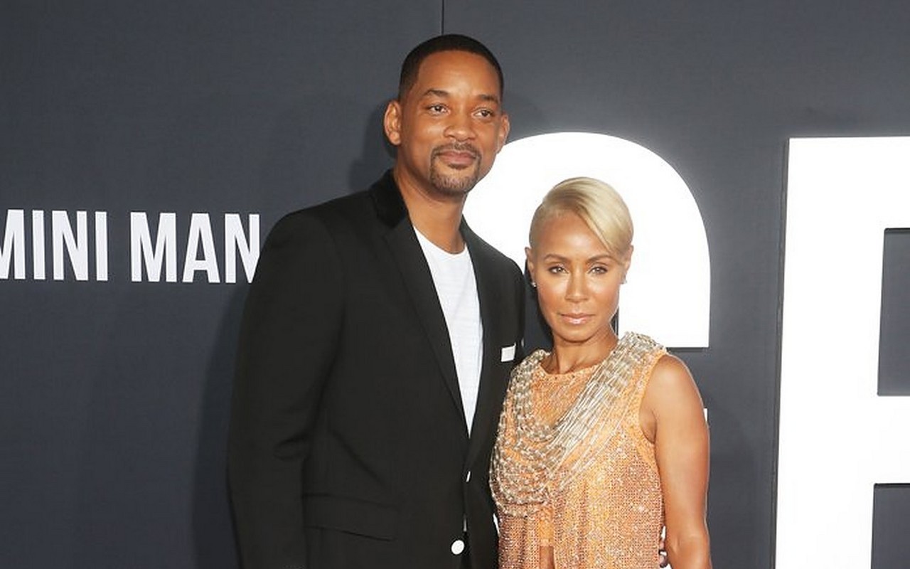 Will Smith Puts on United Front With Wife Jada First Photos Since Oscars Slap - Vimarsana News