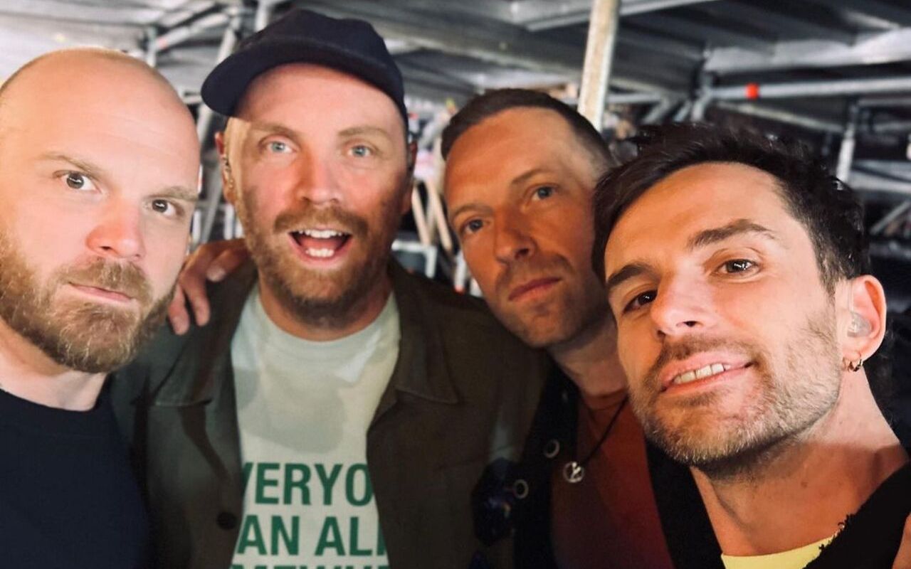 Coldplay Would Love to Travel in Milk-Powered Plane