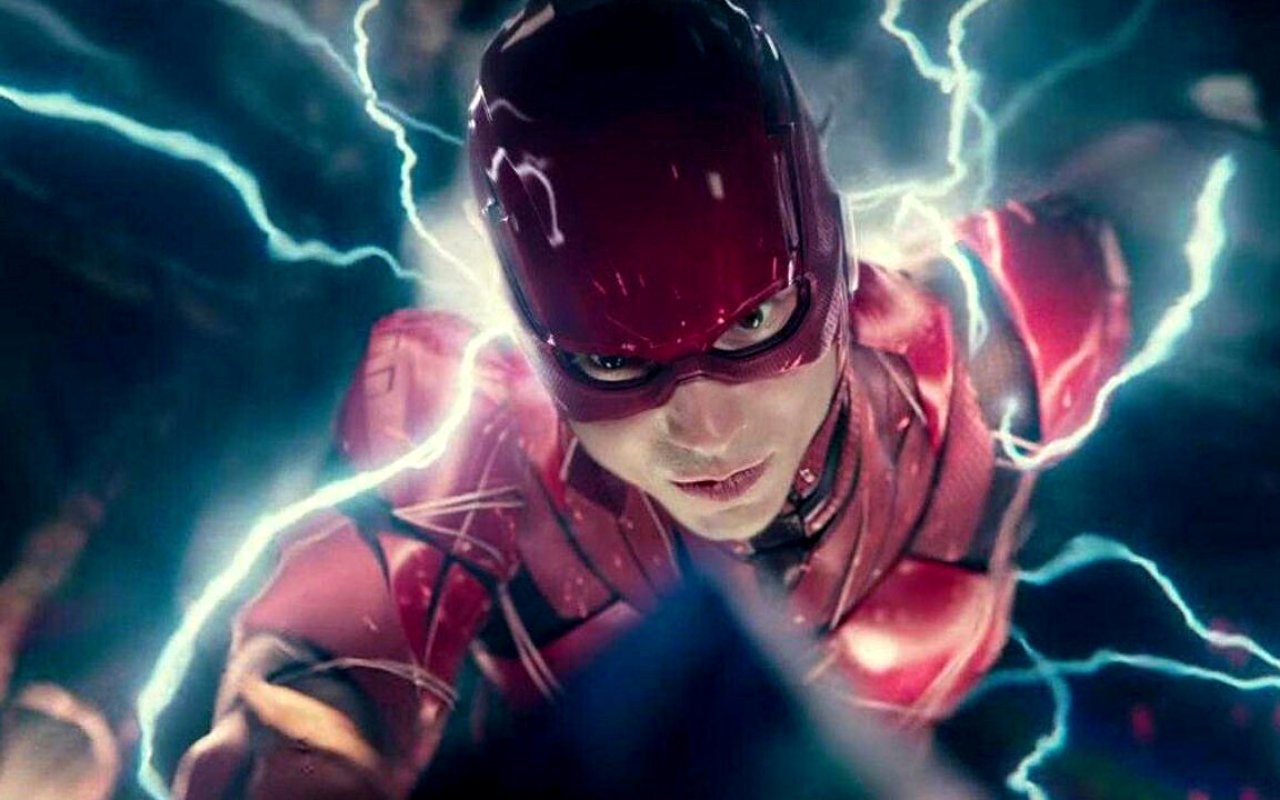 'The Flash' Star Ezra Miller Apologizes to Warners' Execs During Damage Control Meeting
