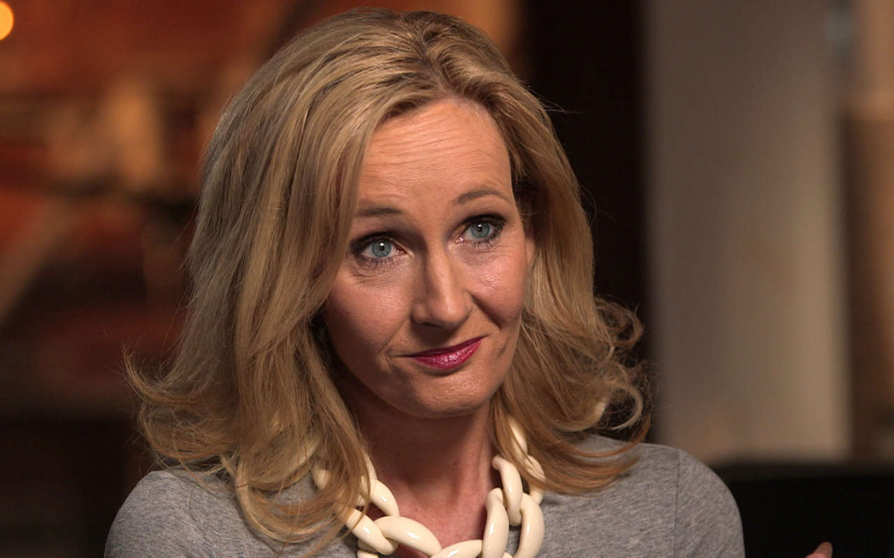 J.K. Rowling Dubs Social Media a 'Gift' for Internet Trolls