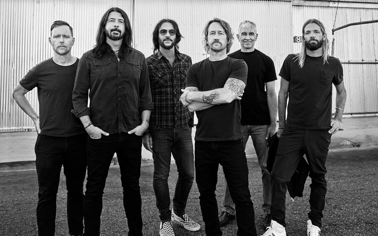Dave Grohl Crying as He Remembers Late Drummer Taylor Hawkins at Foo Fighters Concert