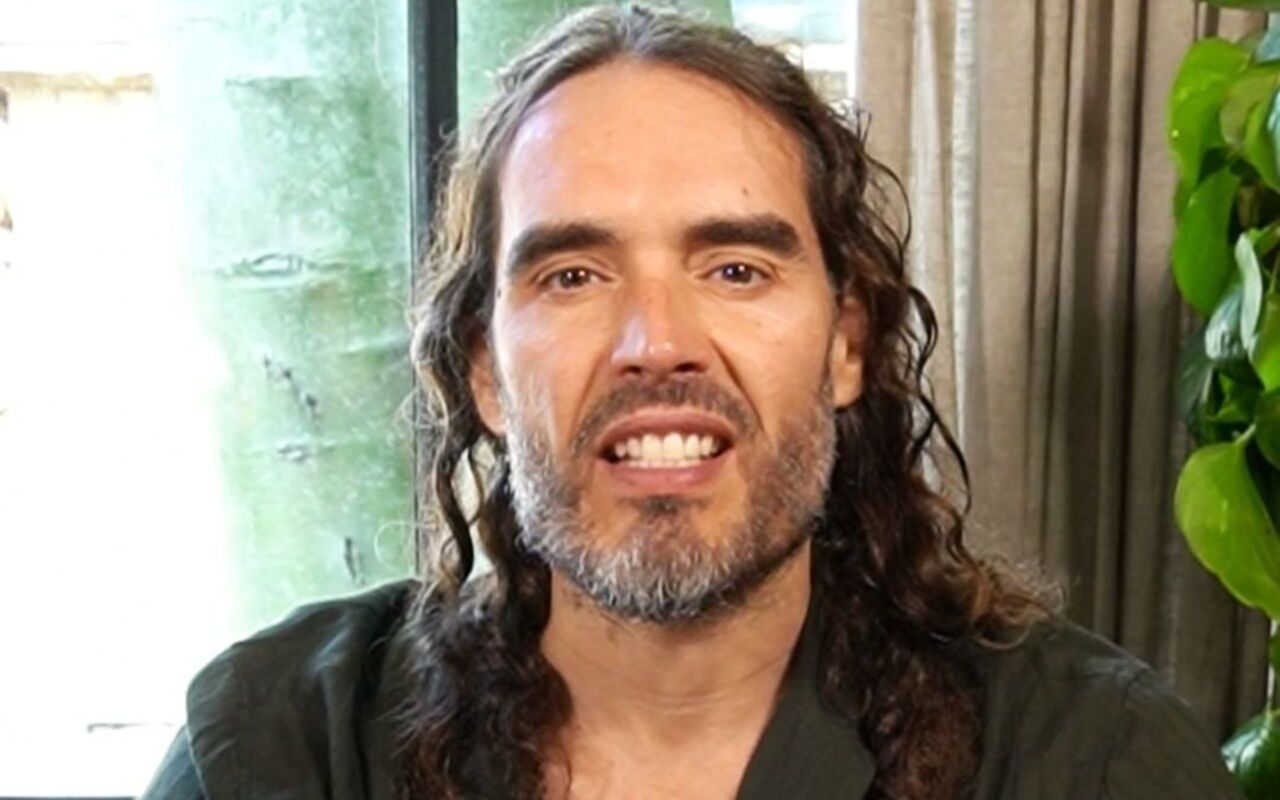 Russell Brand Grieving the Loss of Beloved Dog
