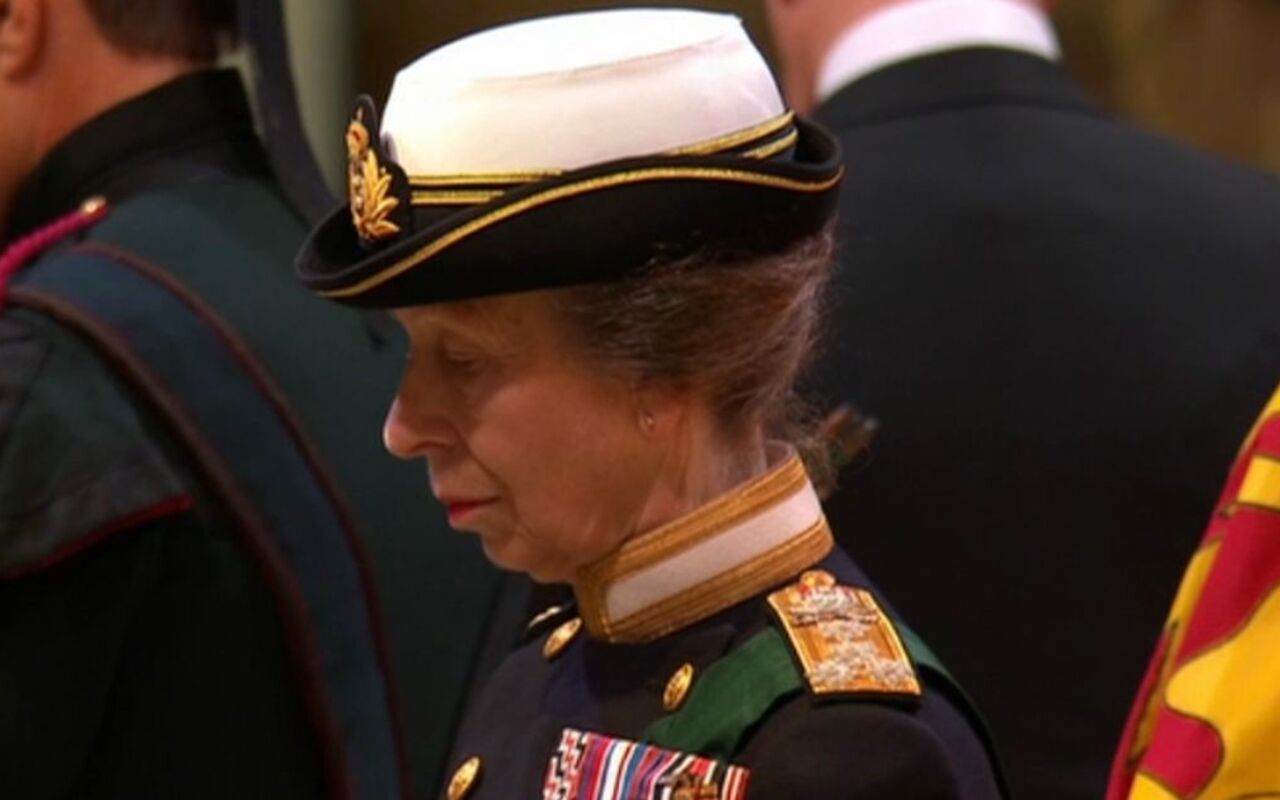 Queen Elizabeth's Coffin Lands in London, Princess Anne Feels Honored to Escort Her on Last Journey
