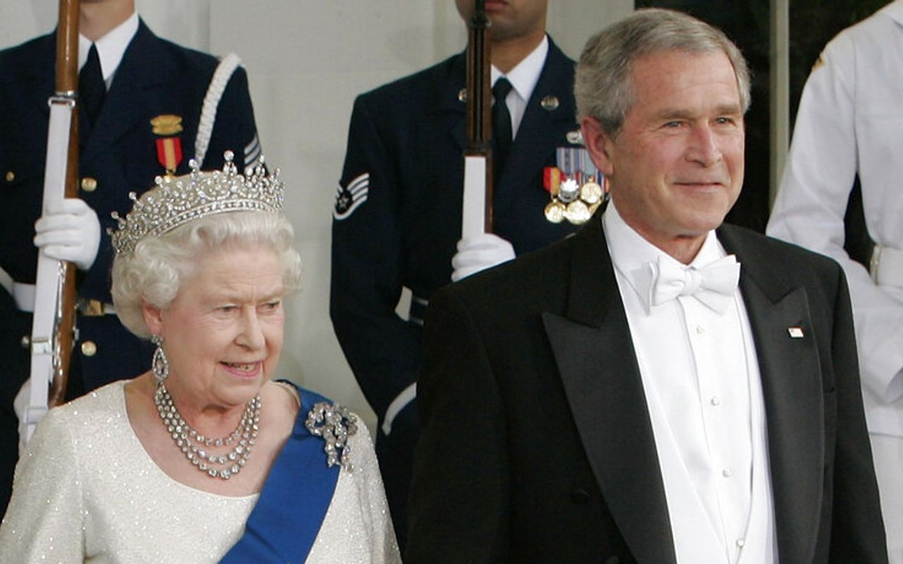 Mocking President George W. Bush