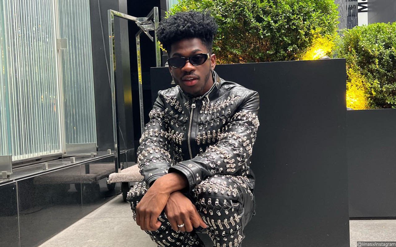 Lil Nas X Jokes About Falling in Love With 'Homophobic' Religious Protester After Sending Him Pizza