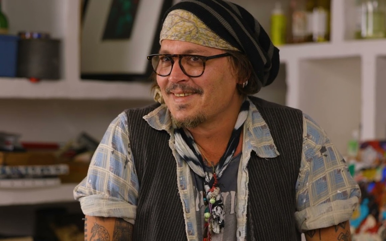 Johnny Depp Allegedly Dating His Lawyer