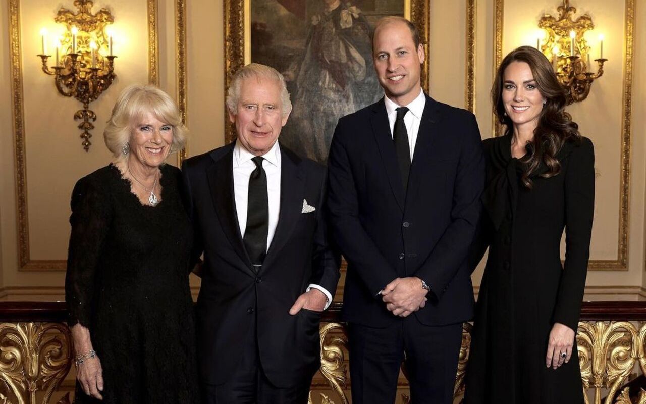 Royal Family All Smiles in First Official Portrait After Queen Elizabeth's Death