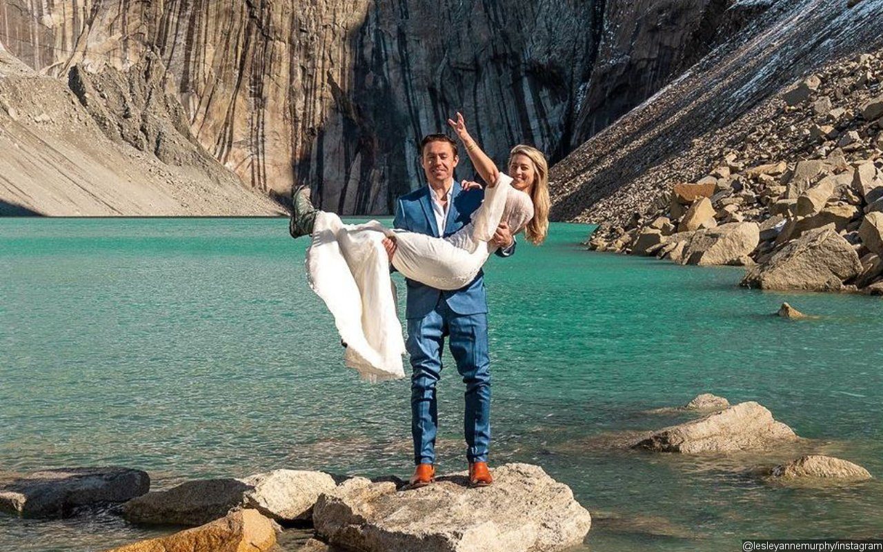 'The Bachelor' Alum Lesley Murphy Ties the Knot With Fiance Alex Kavanagh