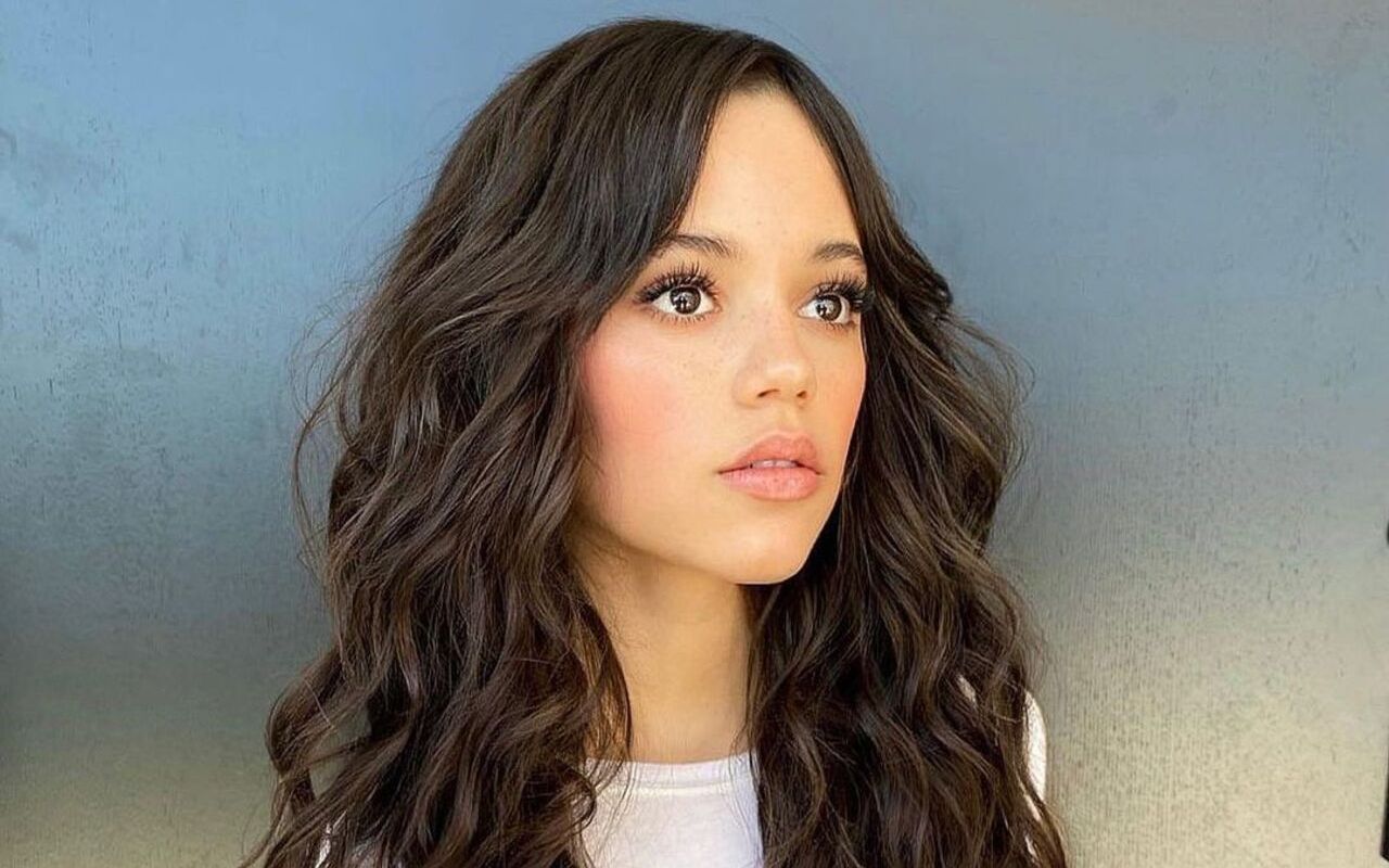 Jenna Ortega Left Without Hot Water During Covid-19 Pandemic