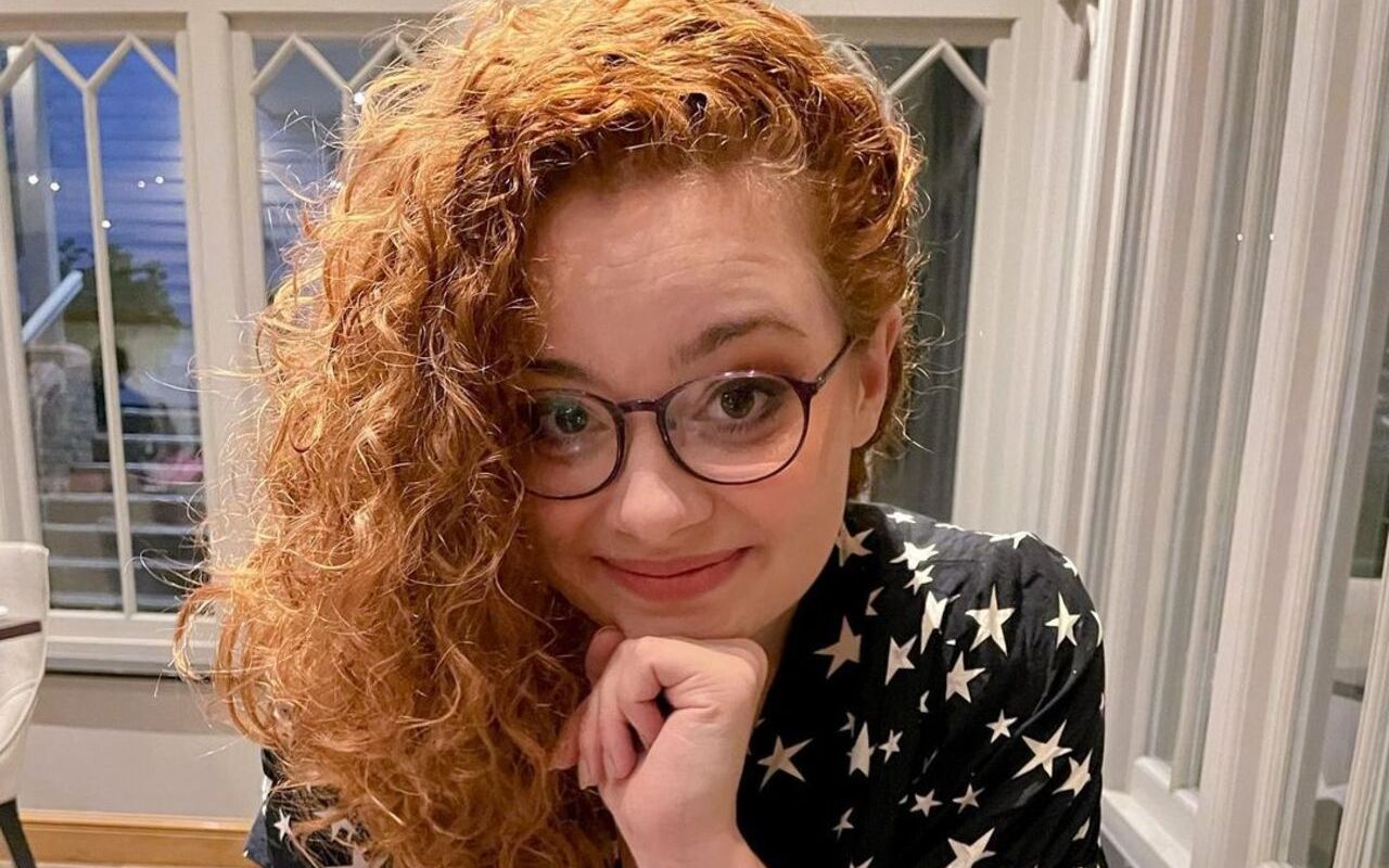 Carrie Hope Fletcher Shows Off Green Emerald Ring Following Engagement