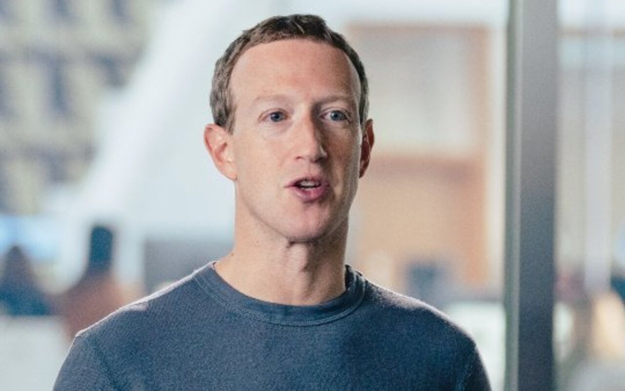 Mark Zuckerberg Apologizes as He Fires 11,000 Meta Employees After His