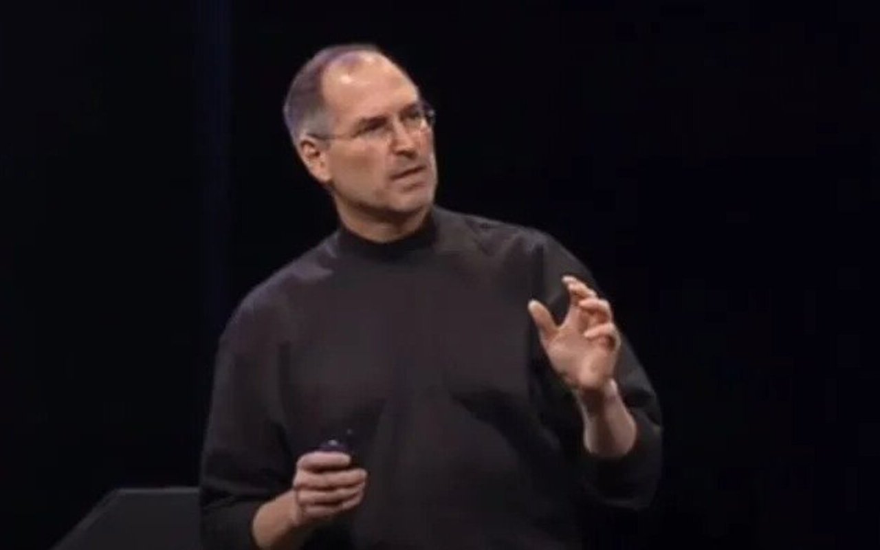 Steve Jobs' Worn-Out Sandals Sold for $218K in Auction