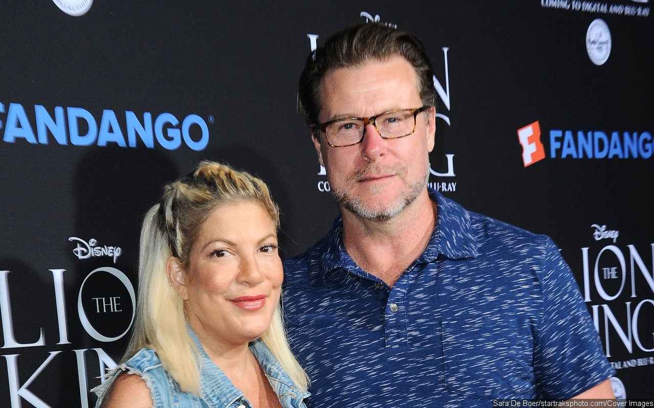 Dean McDermott Gushes Over 'Hot Wife' Tori Spelling in New Post 