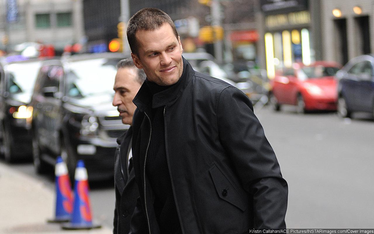 Tom Brady Sparks Debate With Possibility of Returning to New England