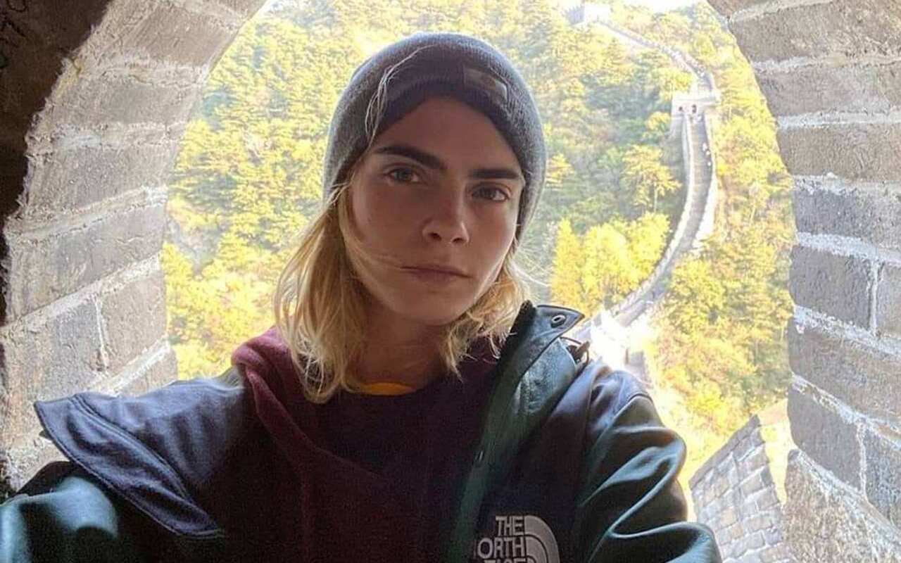 Cara Delevingne Still Likes Having Sex With Men Despite Their Lack of 'Right Tools' to Satisfy Women