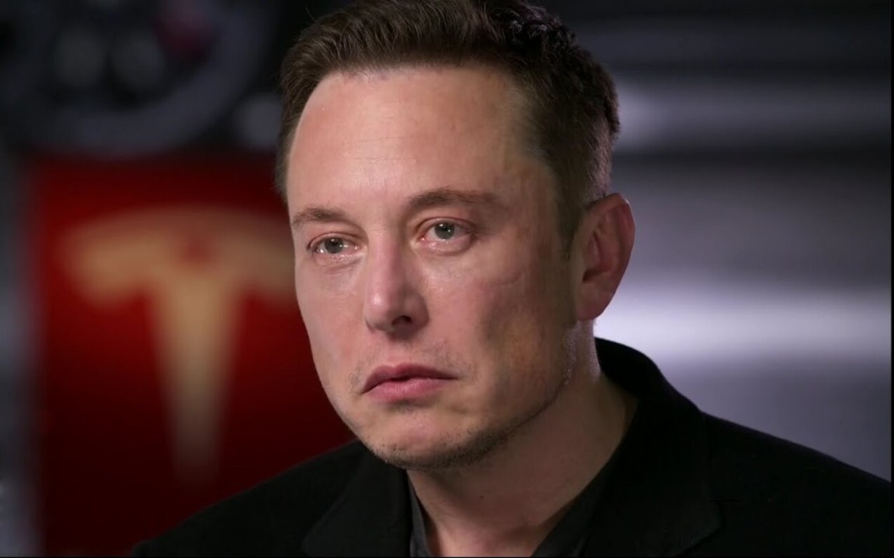 Elon Musk Loses Title of Richest Man on Earth