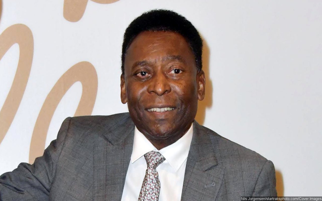 Pele to Spend Christmas in Hospital as His Colon Cancer Worsens