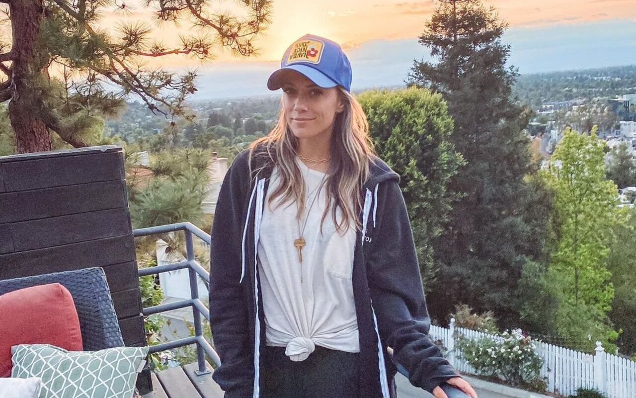 Jana Kramer Confirms Long-Distance Relationship With New Boyfriend