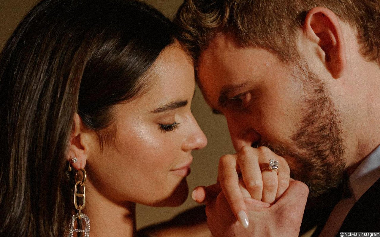 Nick Viall Shares His Engagement Photos After Proposing to Natalie Joy