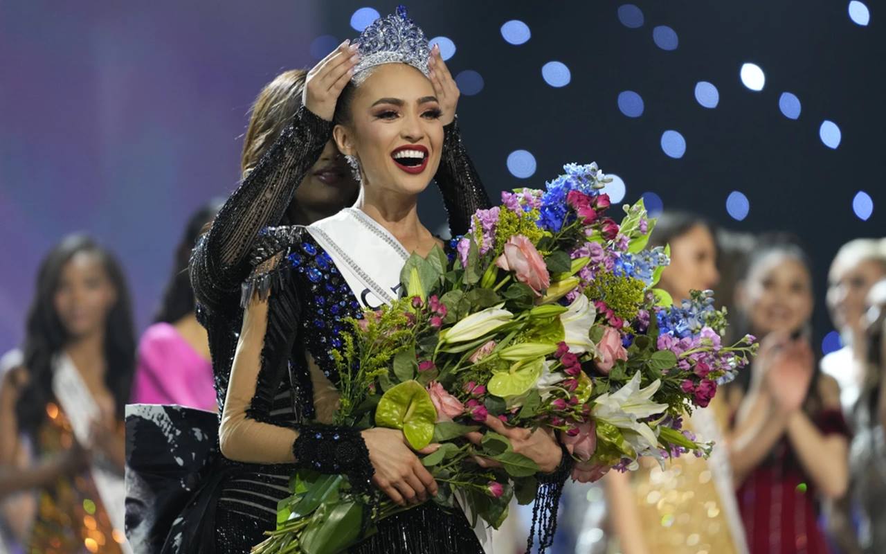 Miss USA R'Bonney Gabriel Takes Miss Universe 2023 Crown