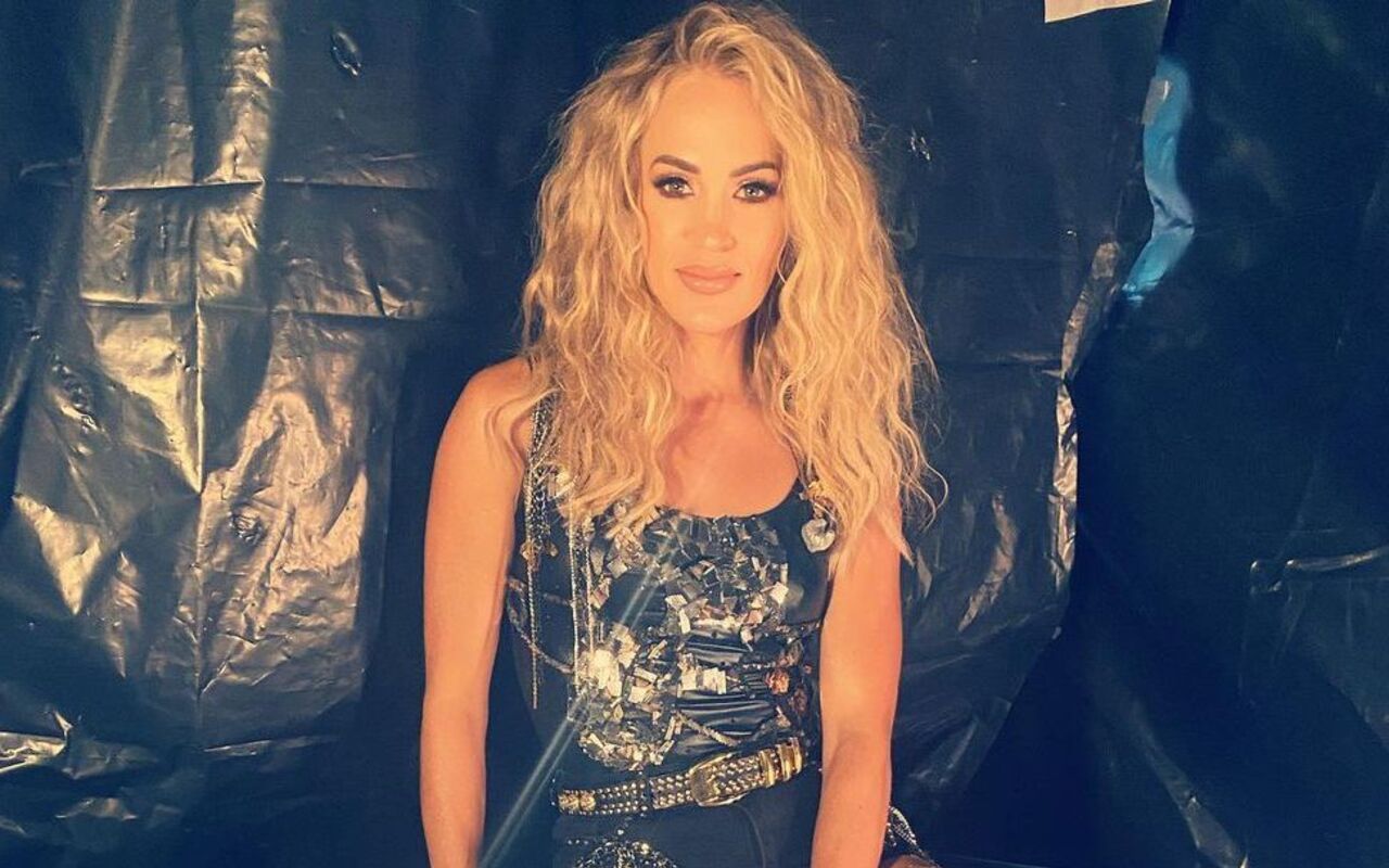 Carrie Underwood Admits She Used to Work Out to 'Fit Into Certain Aesthetic'