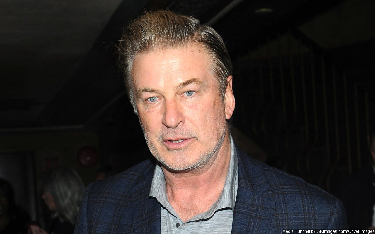 Alec Baldwin Won't Be Charged for Shooting 'Rust' Director 