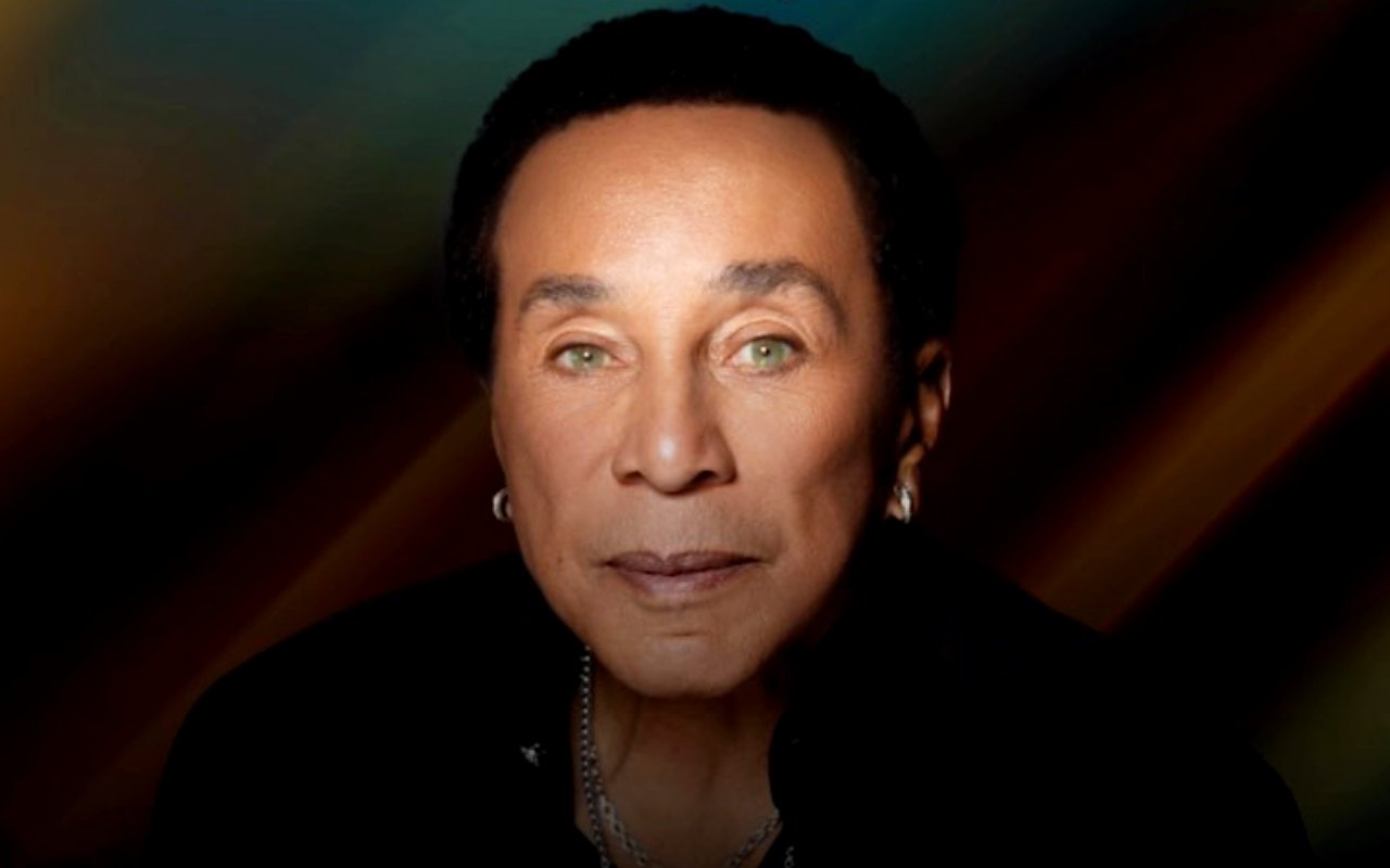 Smokey Robinson to Release New Album in 14 Years