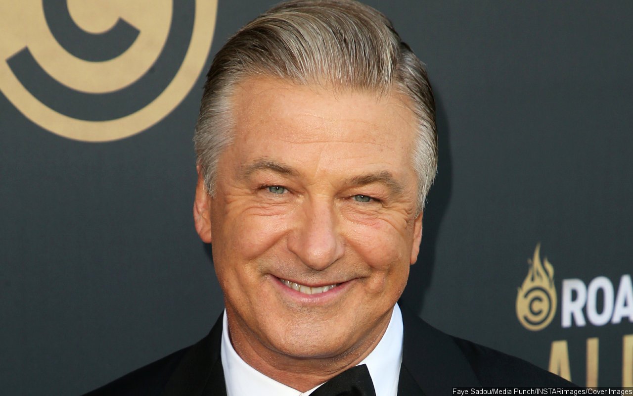 Alec Baldwin Didn't Attend Session on Handling Guns Before Filming 'Rust'