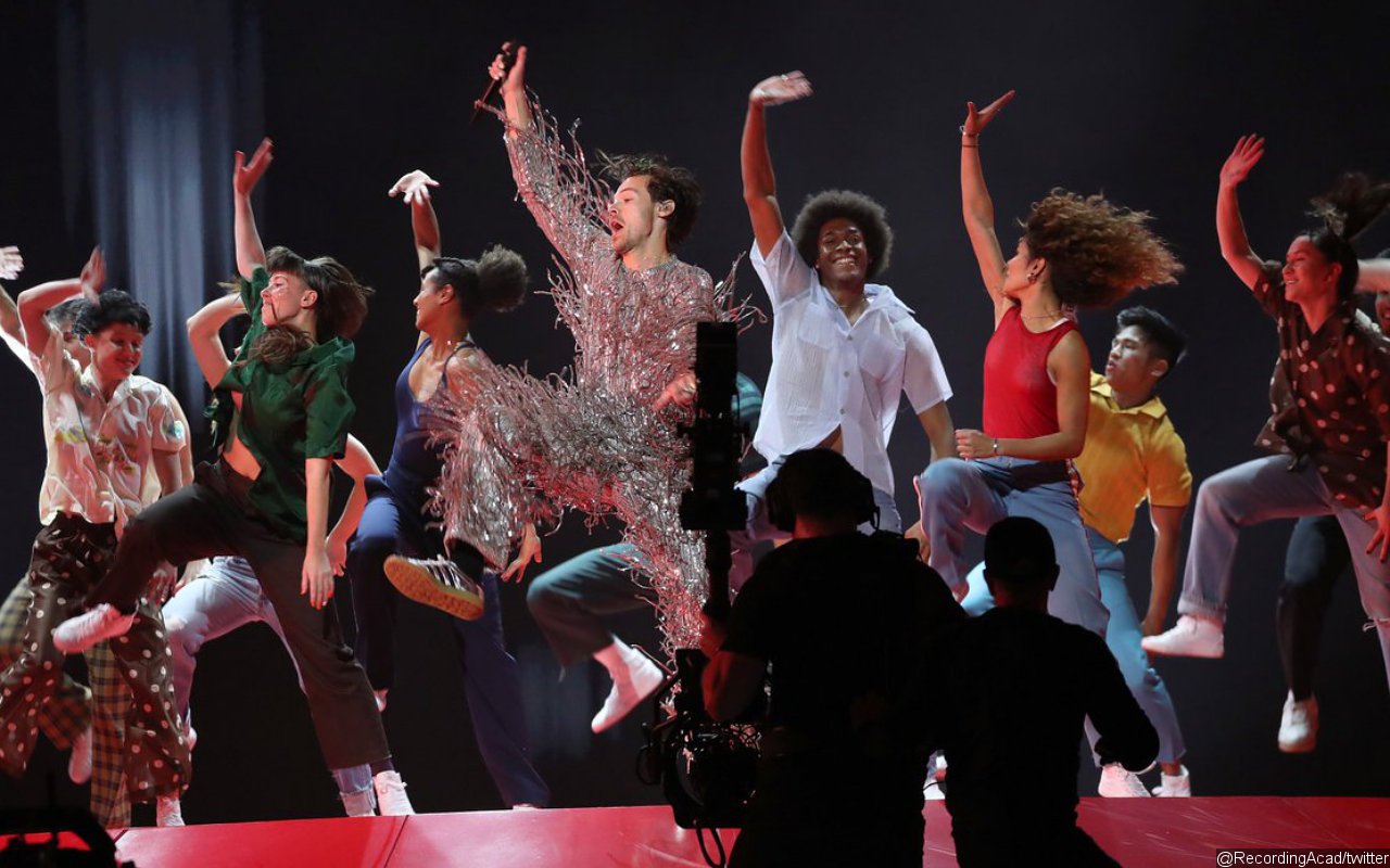 Grammys 2023: Harry Styles Nearly Injures Himself Onstage During Energetic 'As It Was' Performance