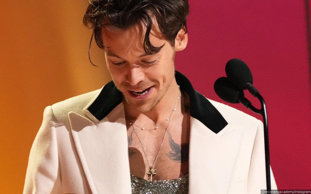 Harry Styles Looks Tense in First Sighting Amid Backlash Over 'Tone-Deaf' Grammys Acceptance Speech