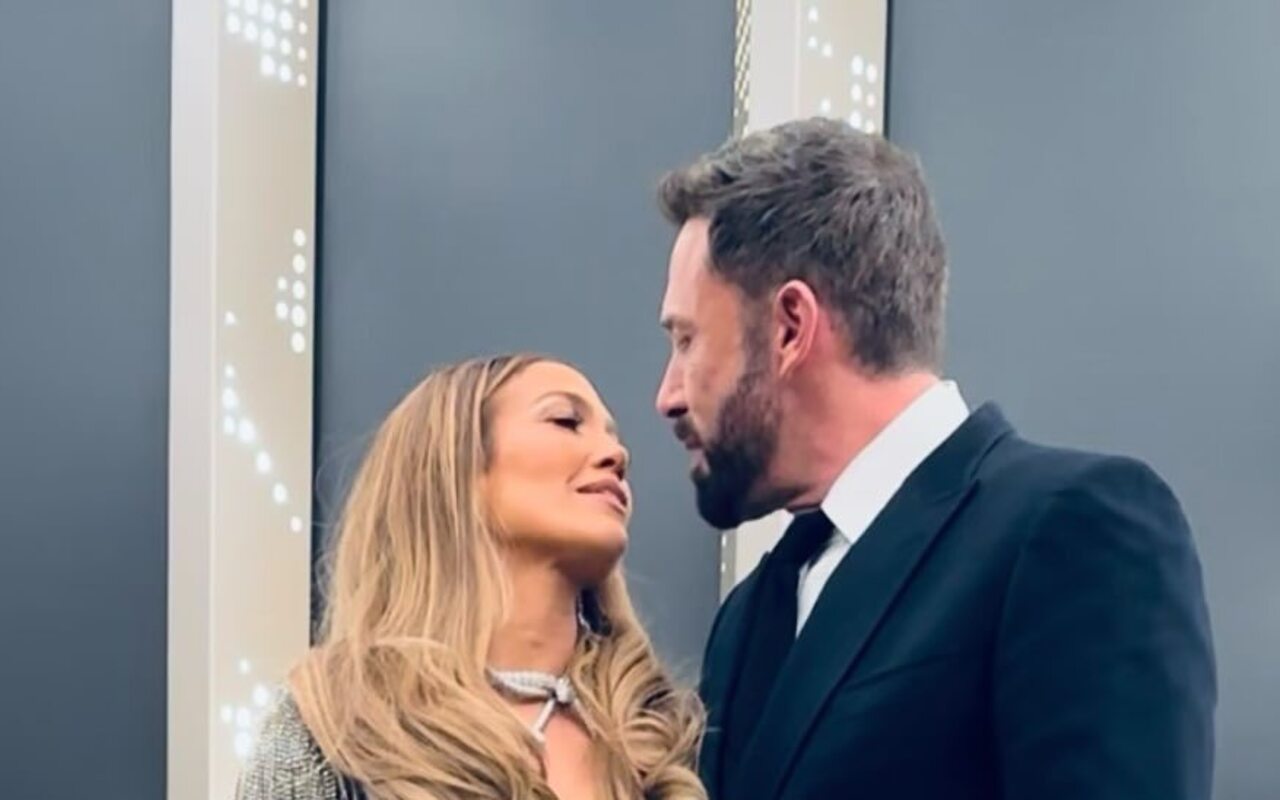 Jennifer Lopez Jokes About Husband Ben Affleck's 'Happy Face' After He Looked Moody at Grammys