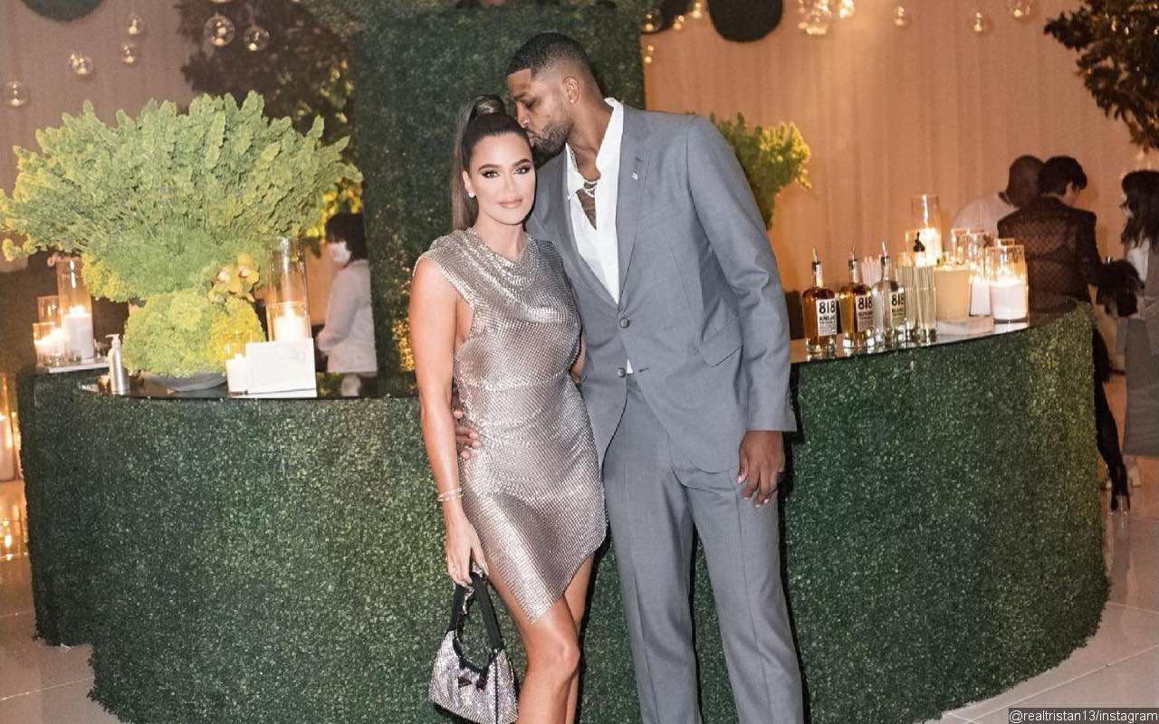 Tristan Thompson Subtly Reacts to Khloe Kardashian's Sexy Bikini Photos