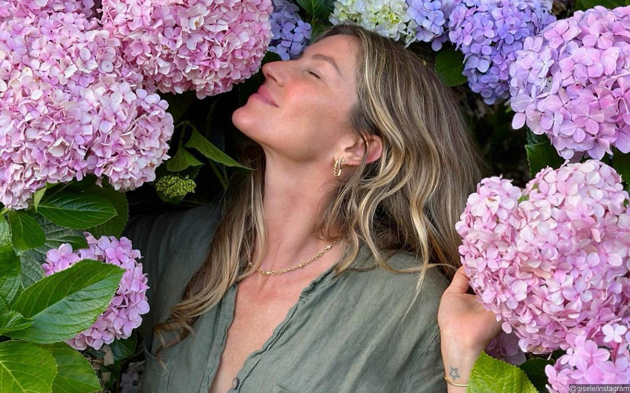 Gisele Bundchen Appears Relaxed in First Public Sighting Since 'Supporting' Tom Brady's Retirement