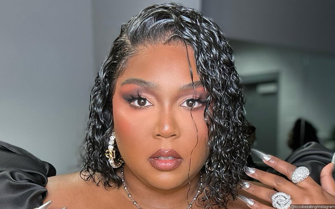 Lizzo 'Glowing' Amid Her Romance With Boyfriend Myke Wright