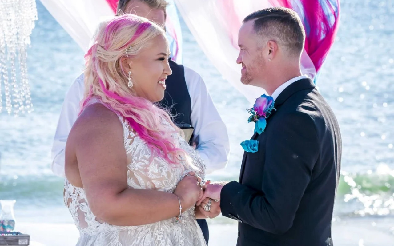 Mama June Has First Family Reunion Since 2014 at Second Wedding to Justin Stroud
