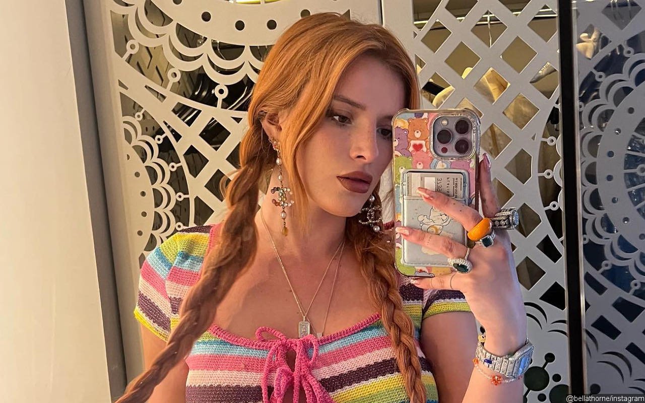 Bella Thorne Shuts Down Autograph Seeker Asking Her to Sign Her 'Inappropriate' Photos