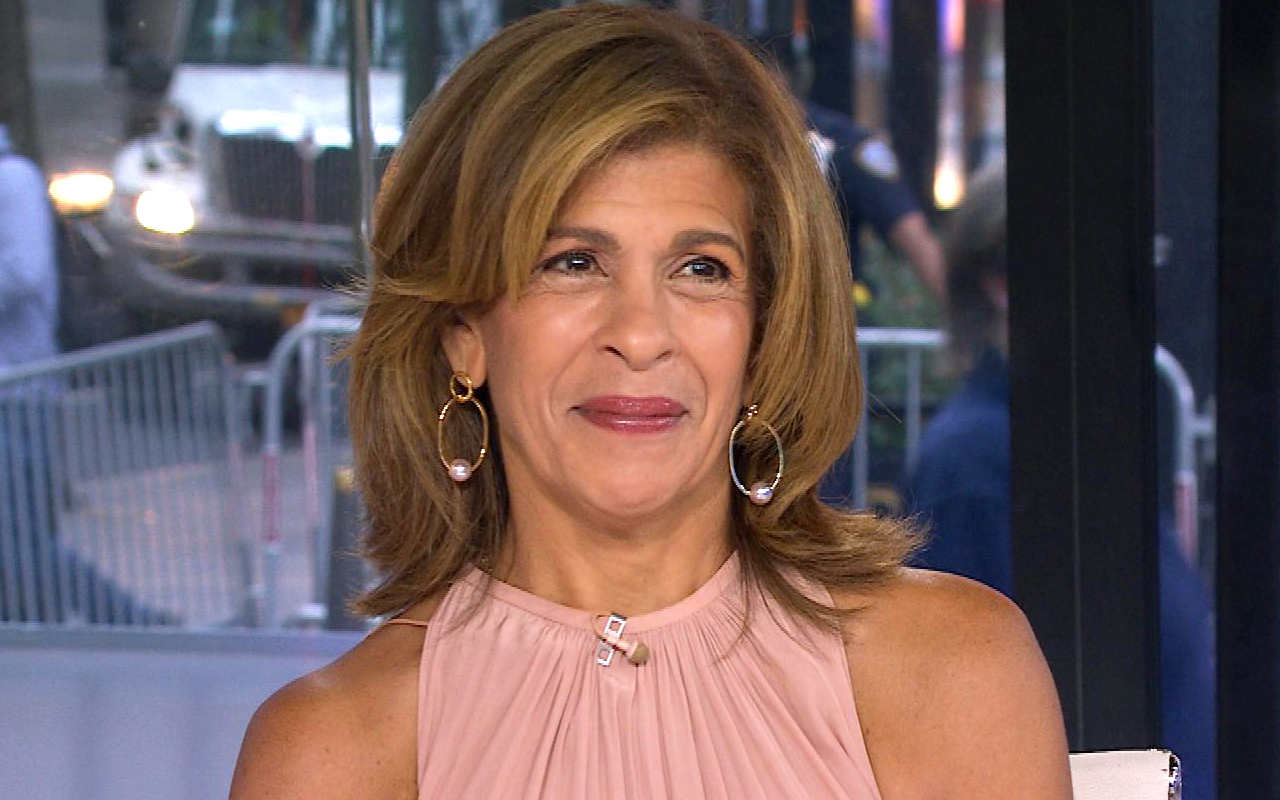 Hoda Kotb Struggled During Early Motherhood, Used to Feel Unworthy of Her Kids 