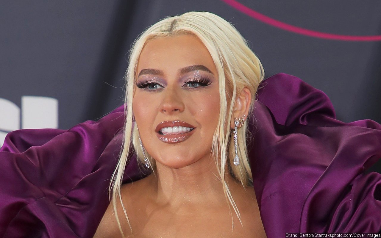 Christina Aguilera Feels 'Bad' for Younger Generations Living in Social Media Era